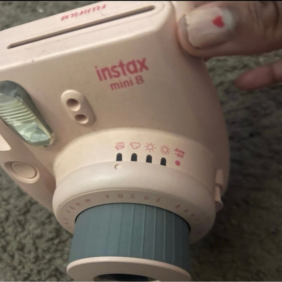 Instax Mini 8 - Picture 3 of 7